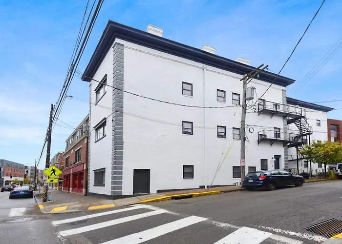 Hostwise - Butler St, Off-street Parking, Brand New! * Pittsburgh