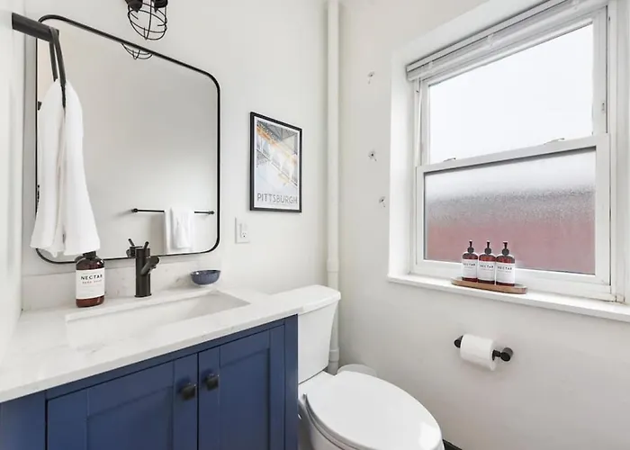 Apartment Hostwise - Butler St, Off-street Parking, Brand New! *