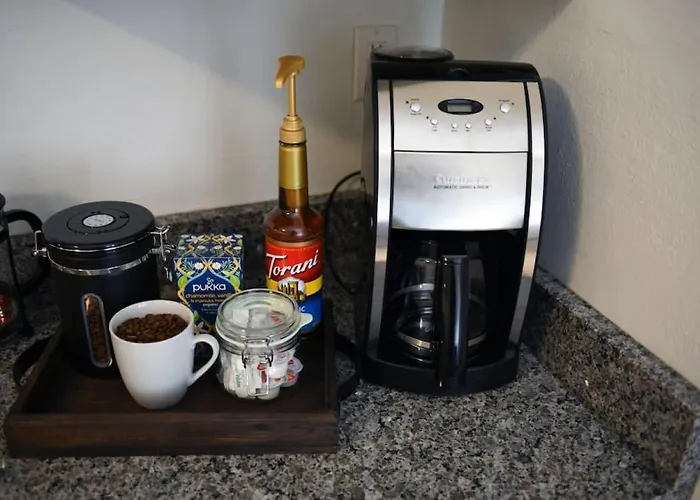 Hostwise - Butler St, Off-street Parking, Brand New! Apartment